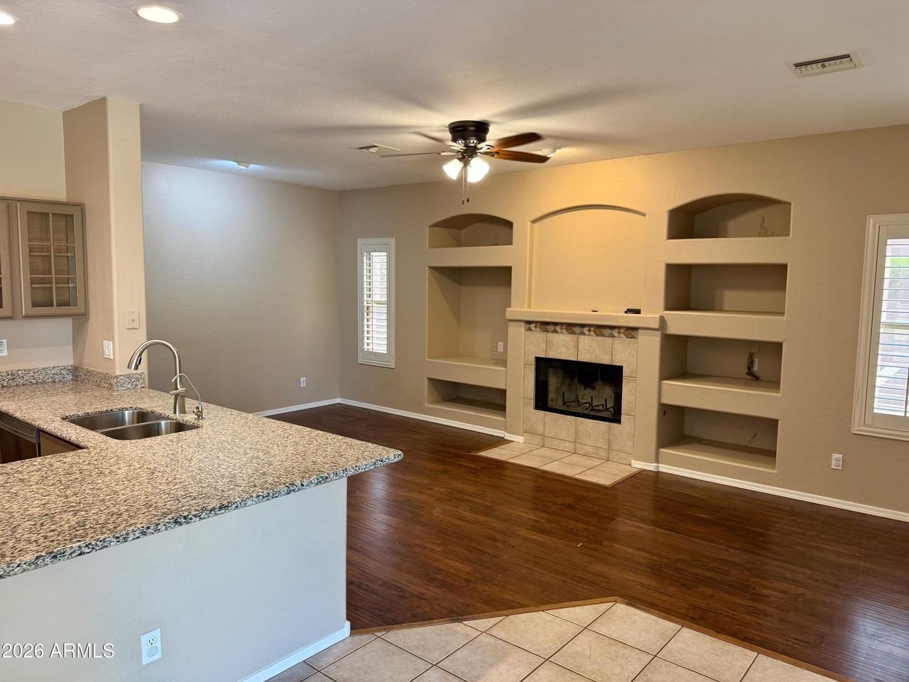 38719 N 7th St - Photo 6 of 34