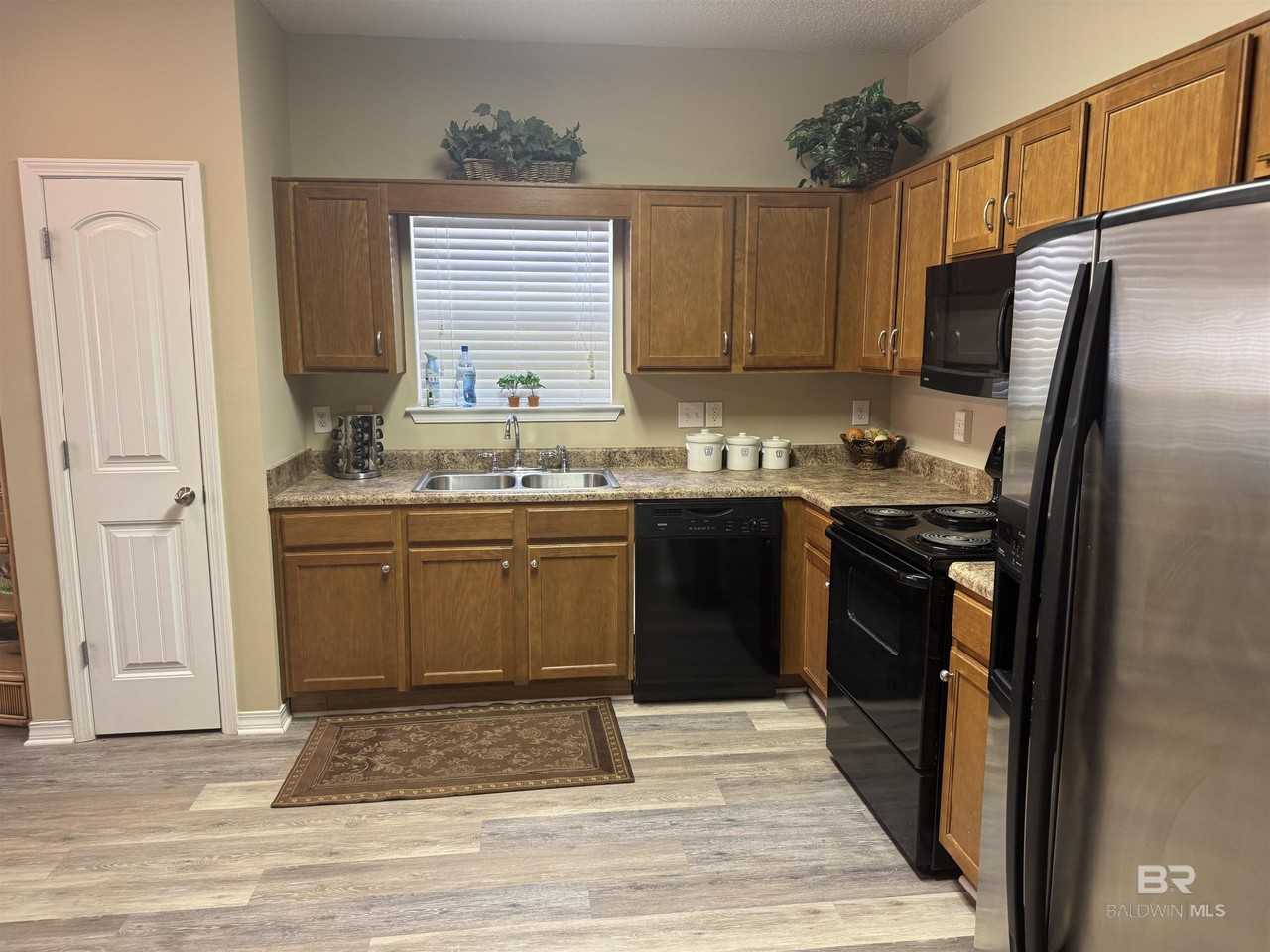 2651 S Juniper St #1603 - Photo 2 of 23