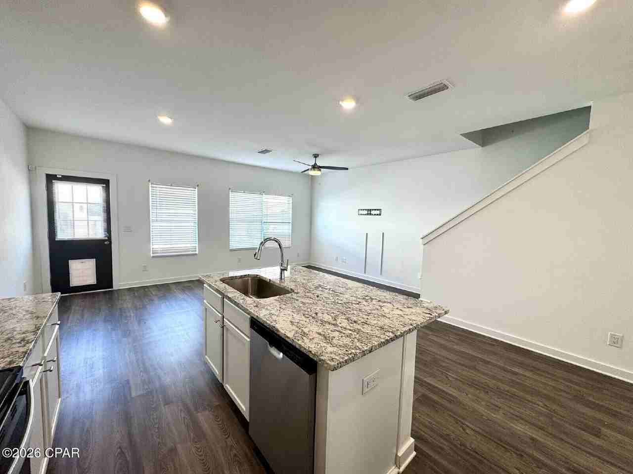 5889 Tyndall Pl - Photo 6 of 25