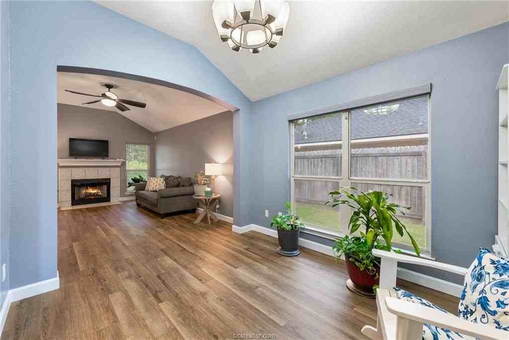 2805 Muirwood Ct - Photo 2 of 21