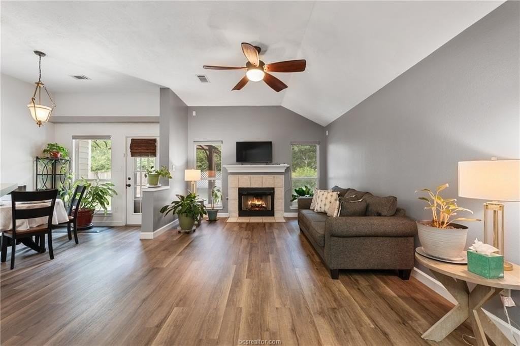 2805 Muirwood Ct - Photo 4 of 21