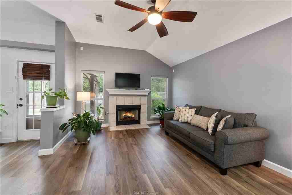 2805 Muirwood Ct - Photo 5 of 21