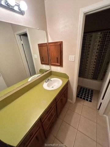 1802 Laura Ln - Photo 7 of 9