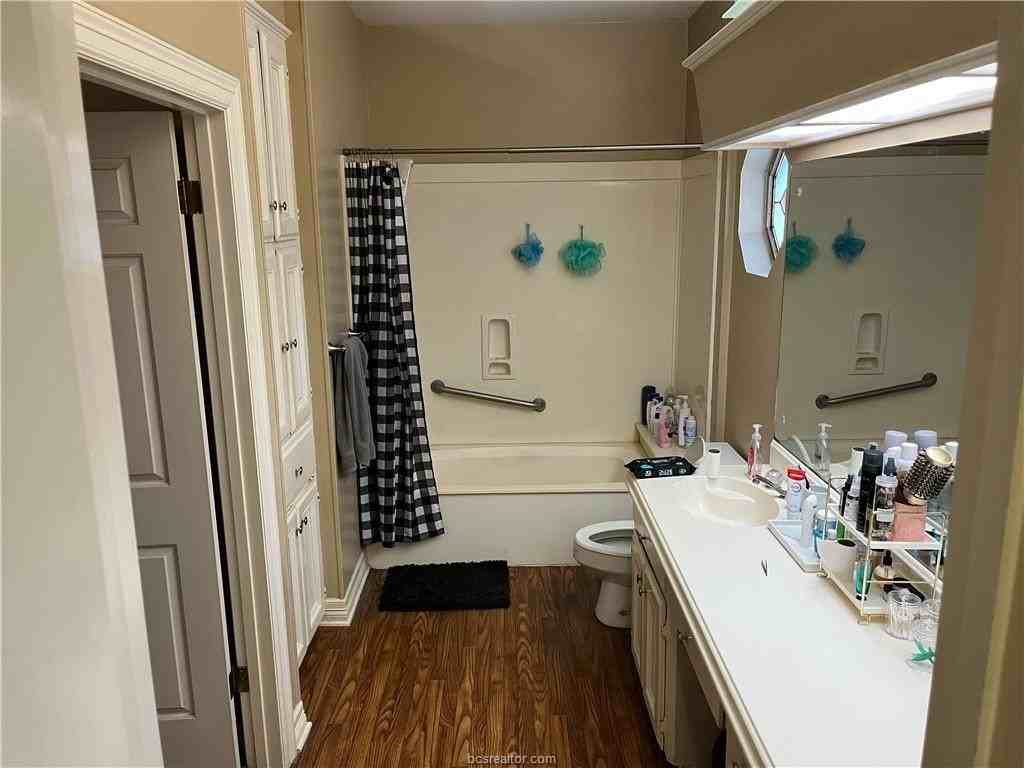 2806 Arroyo Ct N - Photo 6 of 7