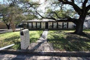 featured image of 1802 Leona Dr