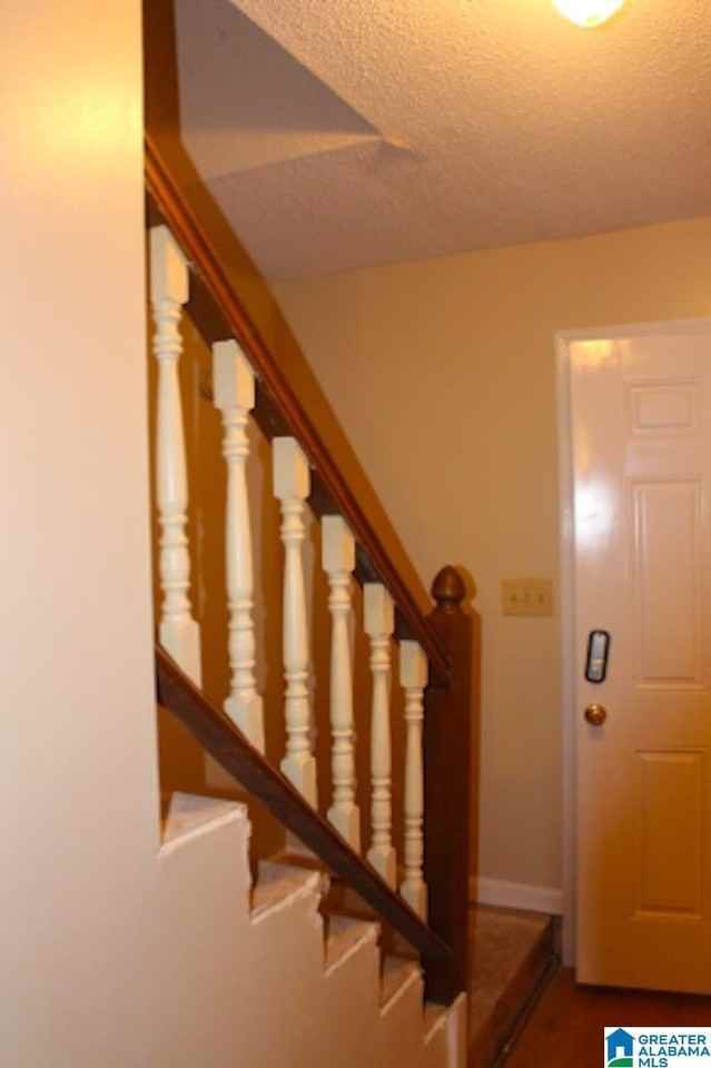 359 Jamestown Manor Dr - Photo 2 of 9