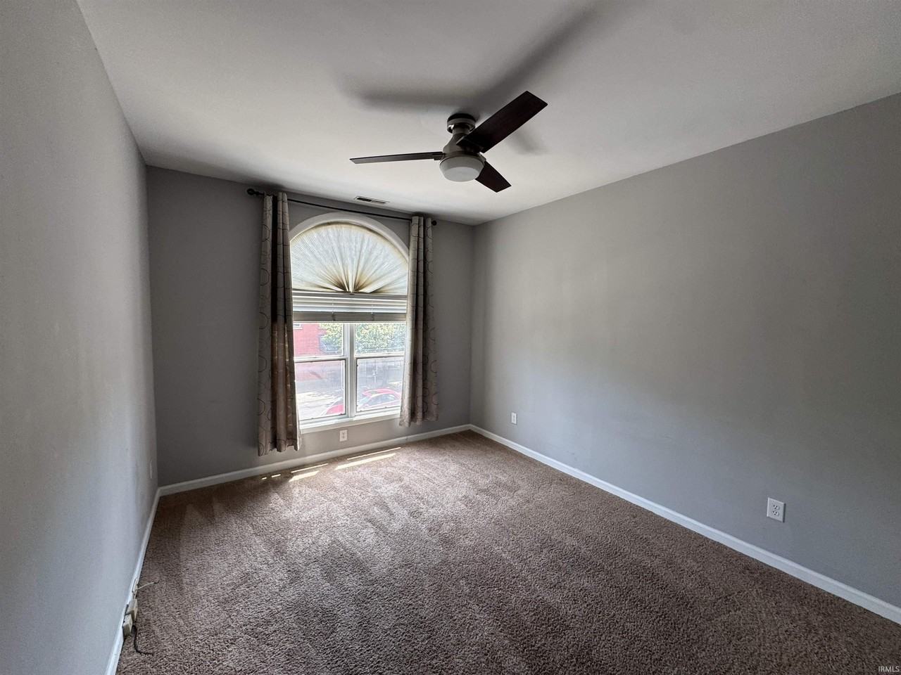 105 E 6th St #A - Photo 7 of 26