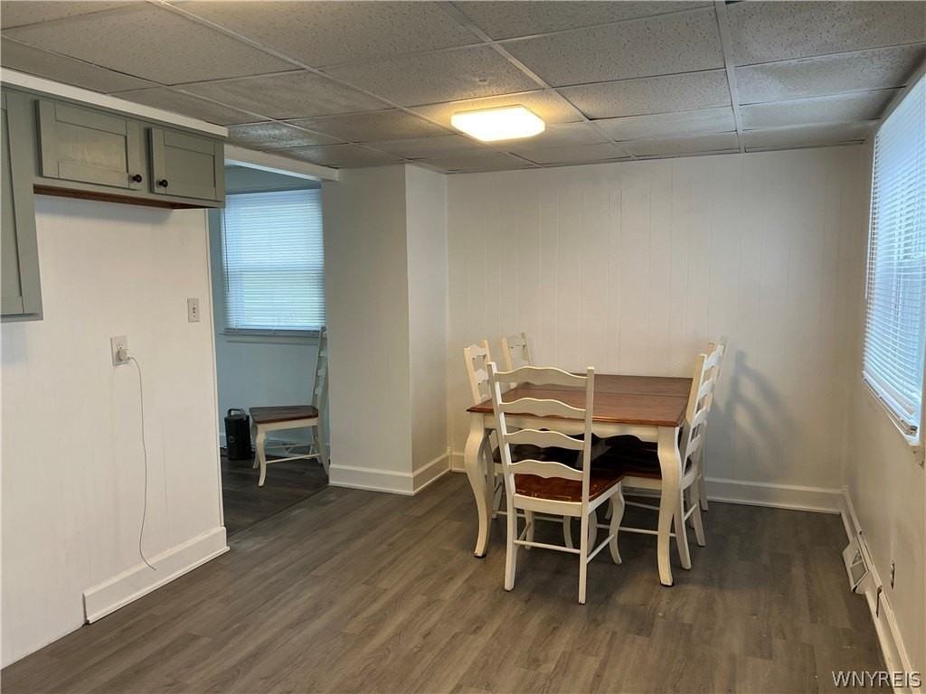 512 Cayuga Rd - Photo 5 of 20
