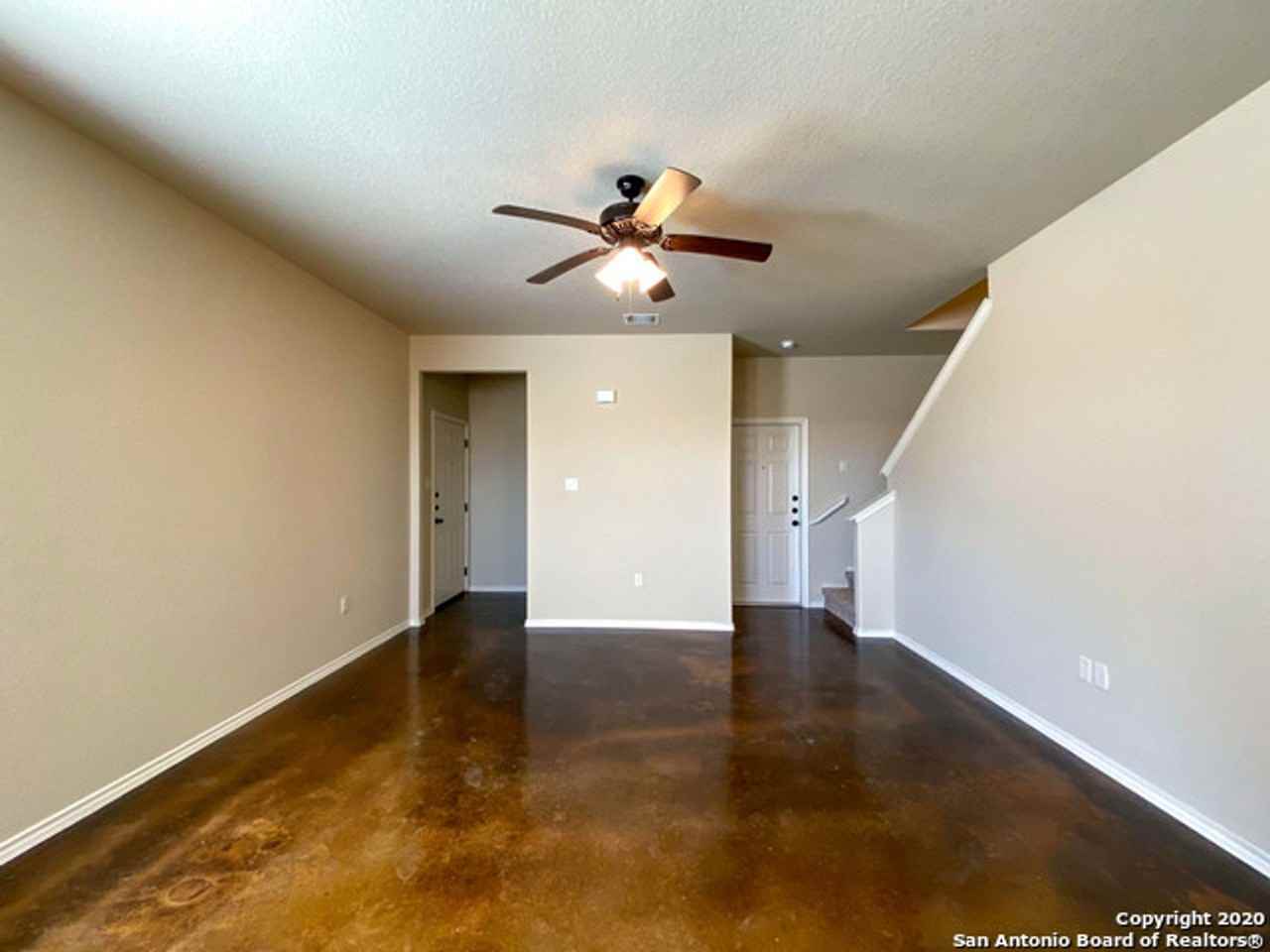 1152 Stanley Way - Photo 3 of 38