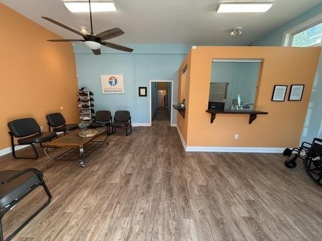 121 Professional Ln - Photo 2 of 9