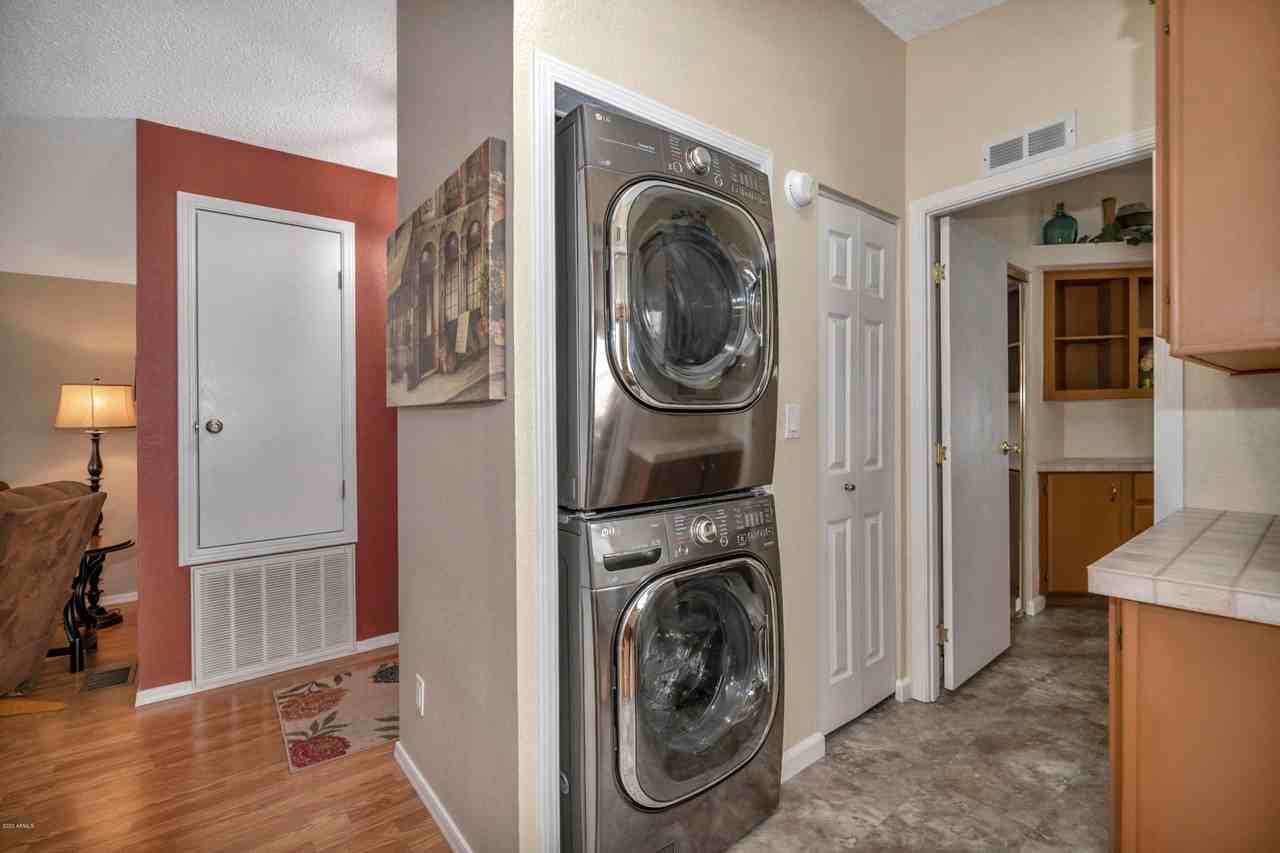 6242 S Cypress Point Dr #1 - Photo 5 of 11