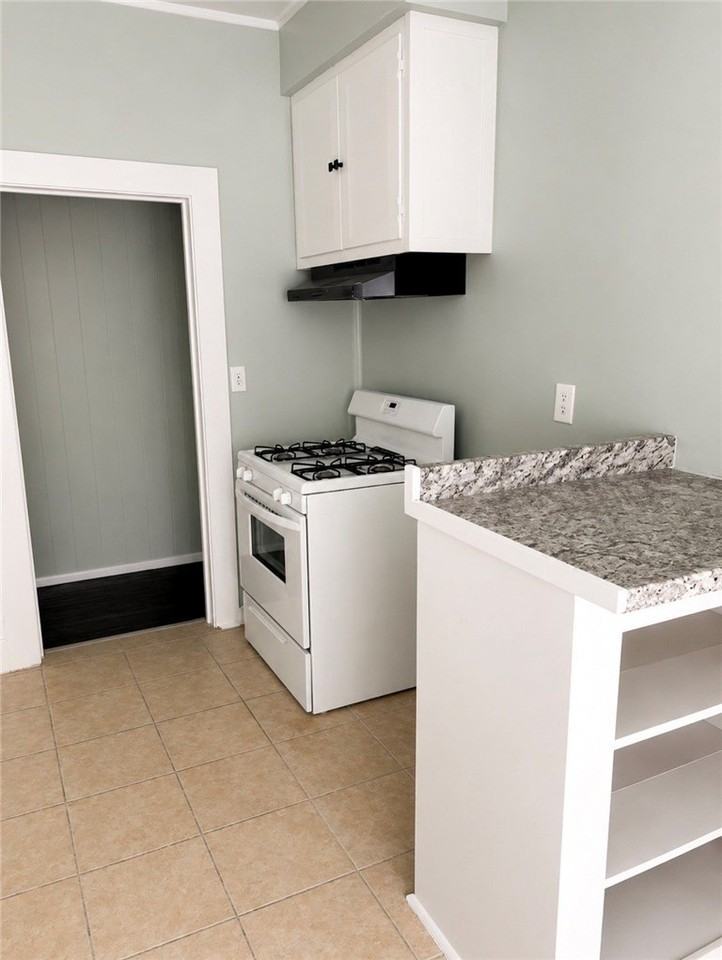 730 W Alice Ave #2 - Photo 4 of 9