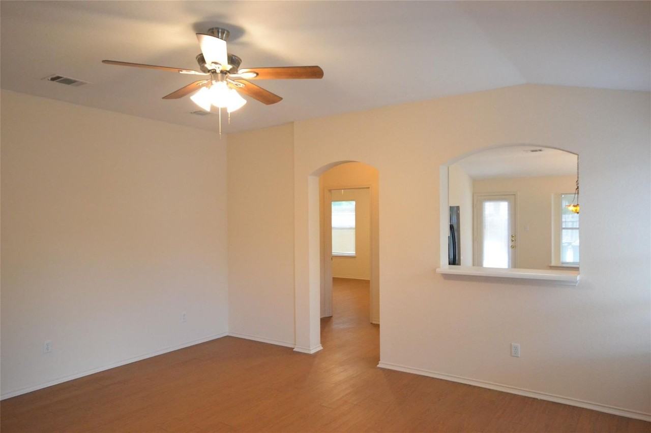 3207 Picton Ct - Photo 6 of 17