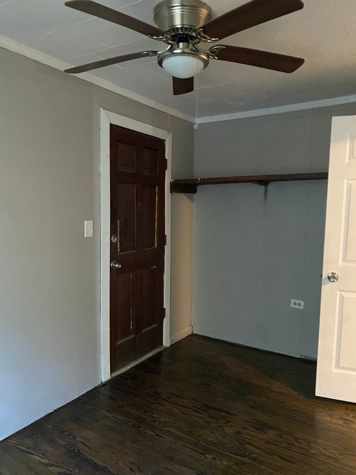2512 Crescent Ln - Photo 5 of 8