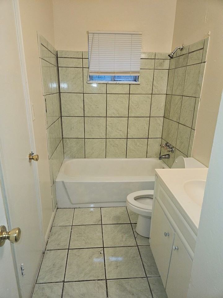 4583 Range Line Rd - Photo 5 of 10