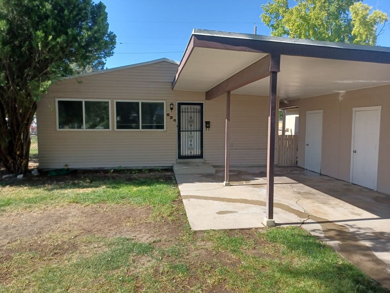 934 W 1225 N - Photo 2 of 22