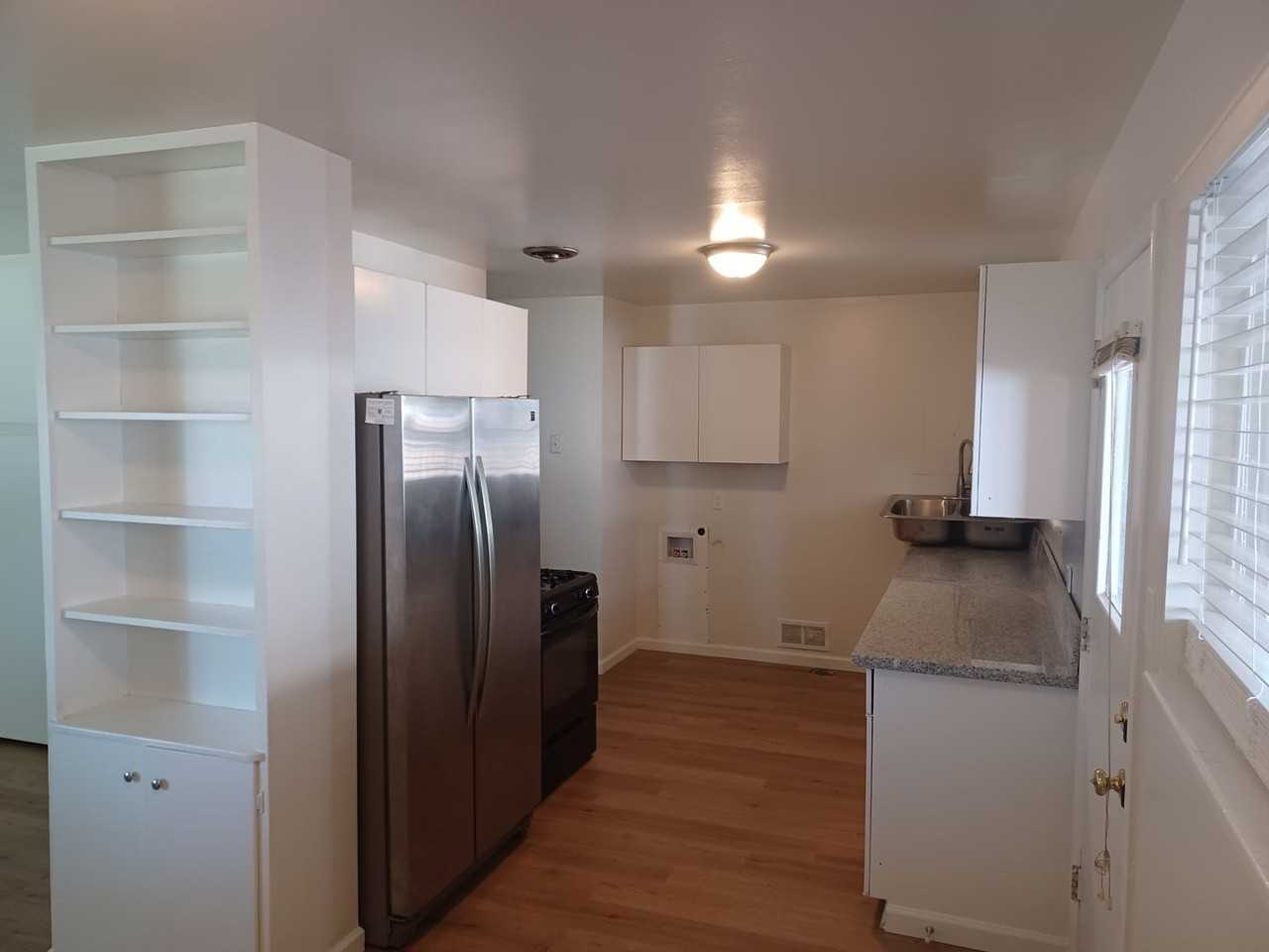 934 W 1225 N - Photo 7 of 22