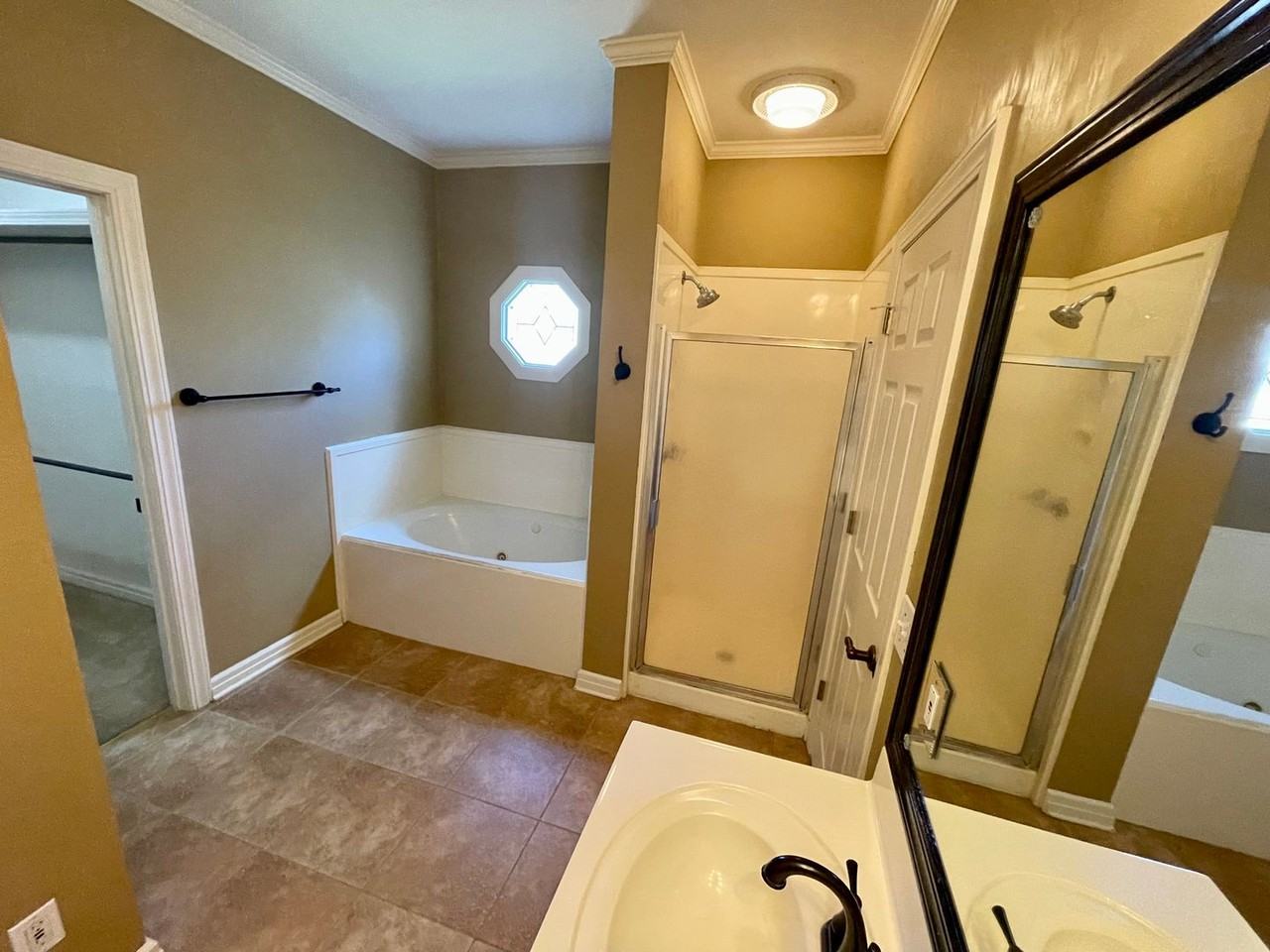 1013 N Azalea Dr - Photo 4 of 13
