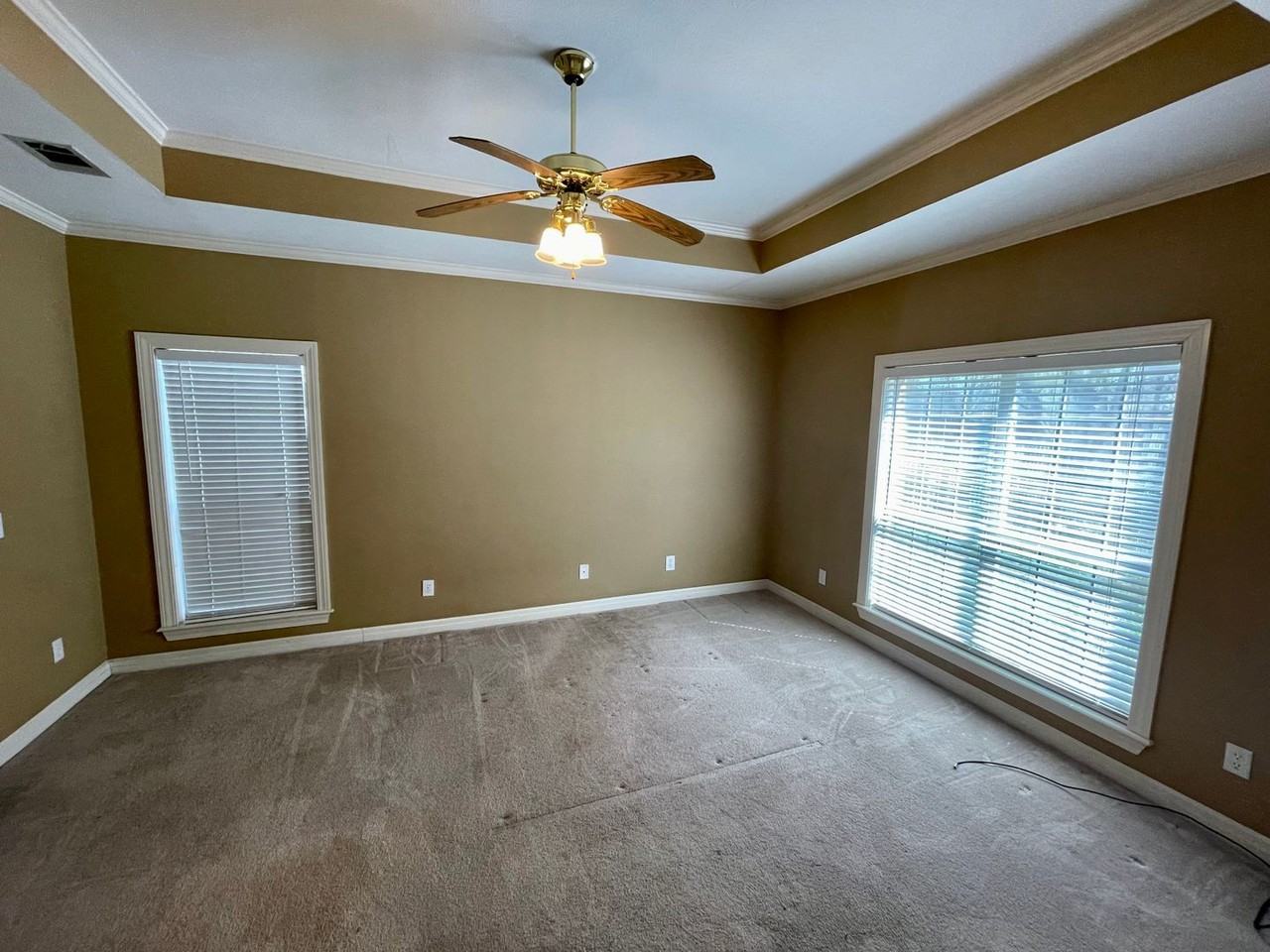 1013 N Azalea Dr - Photo 5 of 13
