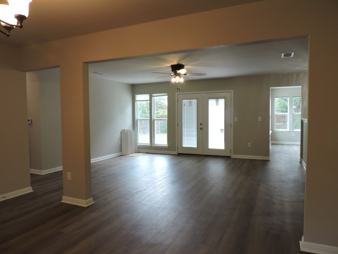 6908 Rufus Dr - Photo 3 of 39