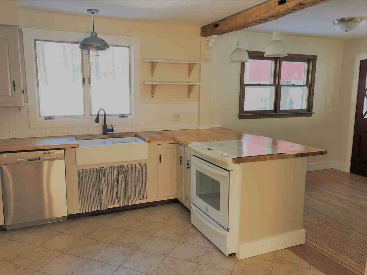 125 Tamarack Rd - Photo 2 of 9