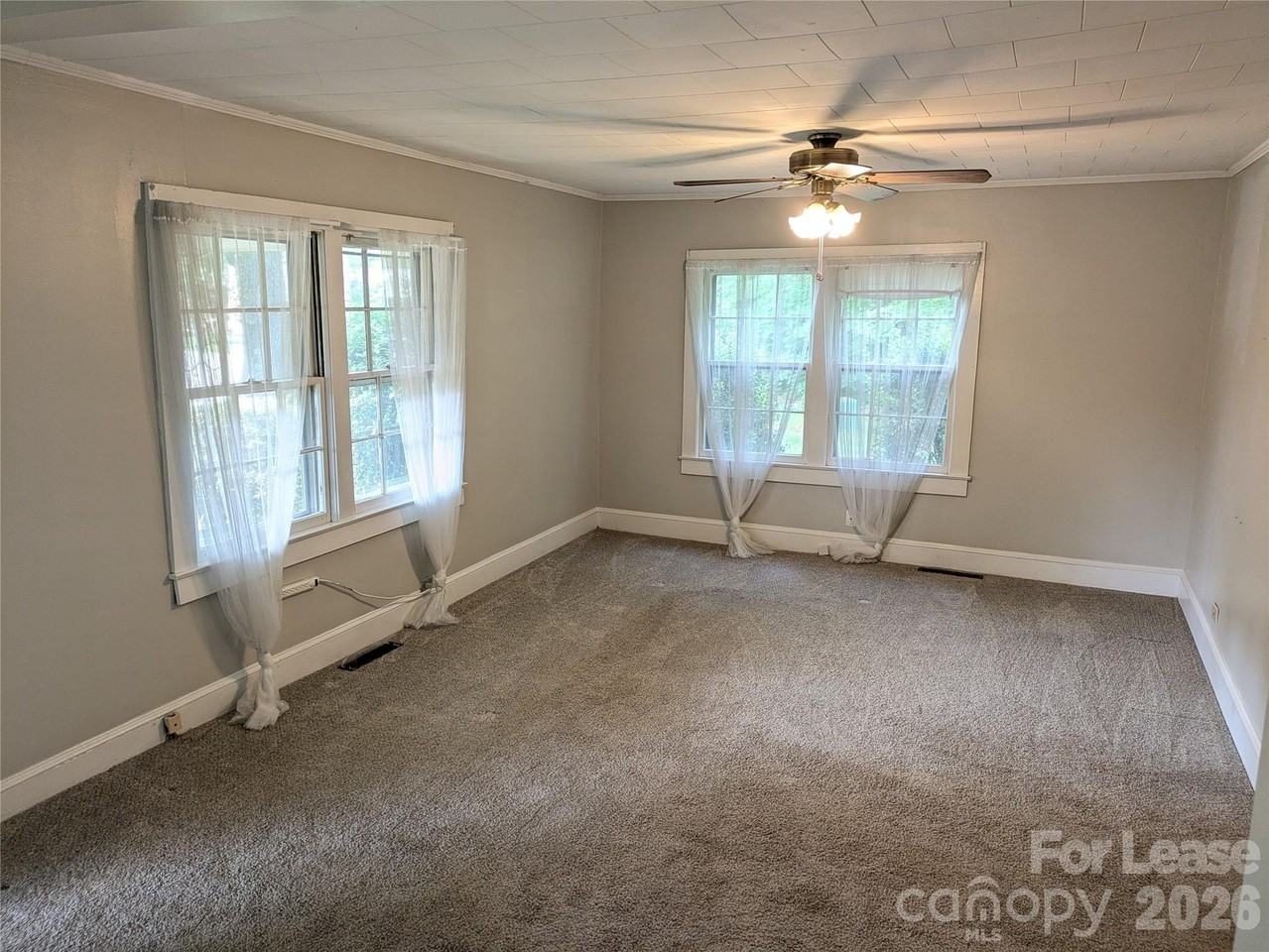 134 Langtree Rd - Photo 5 of 29