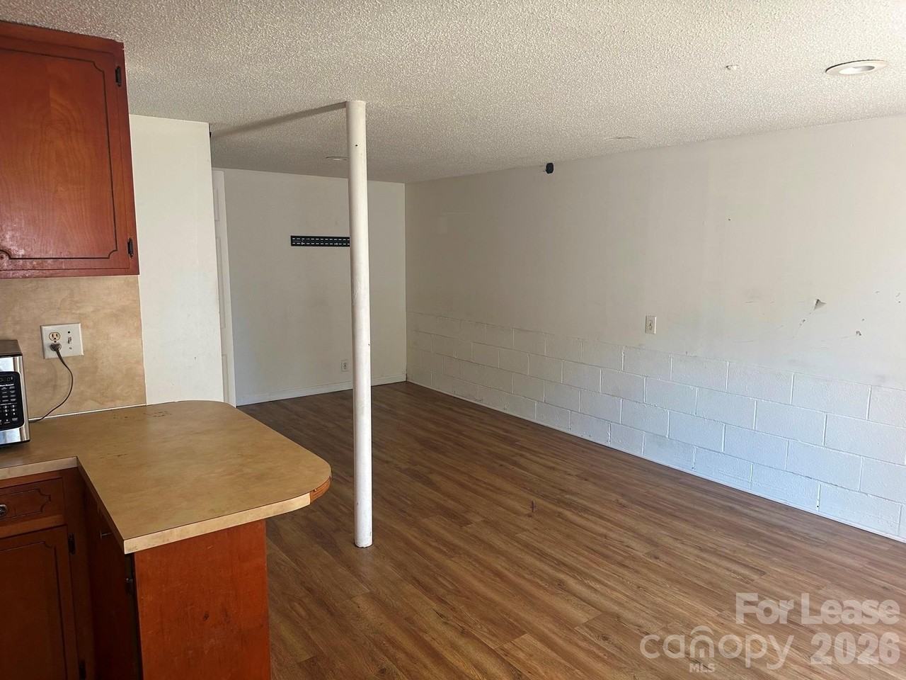 1305 W Front St #B - Photo 2 of 5