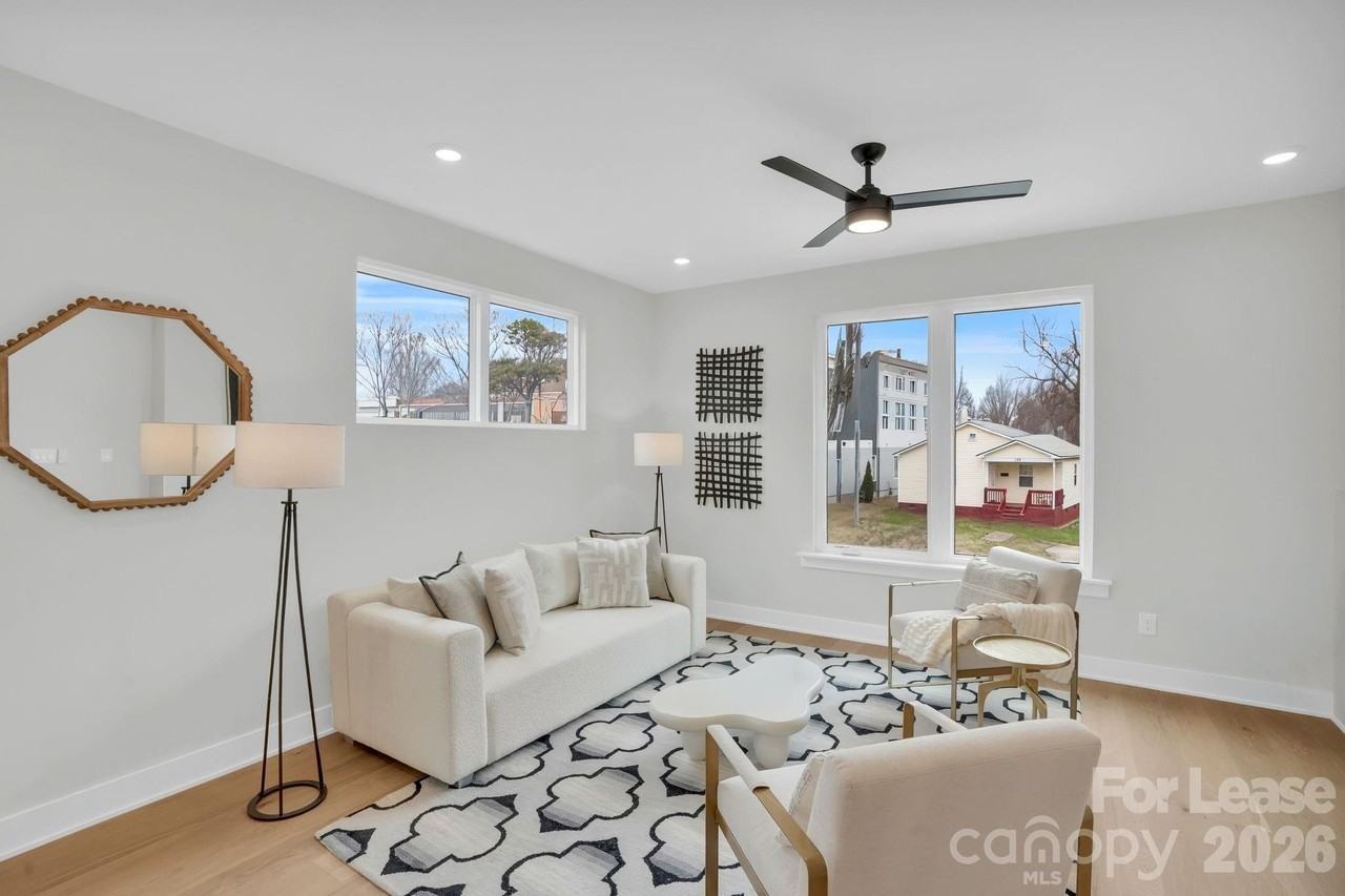142 Mattoon St - Photo 7 of 32
