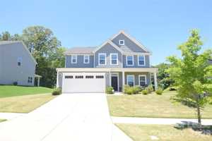 featured image of 7200 Eagles Nest Ln
