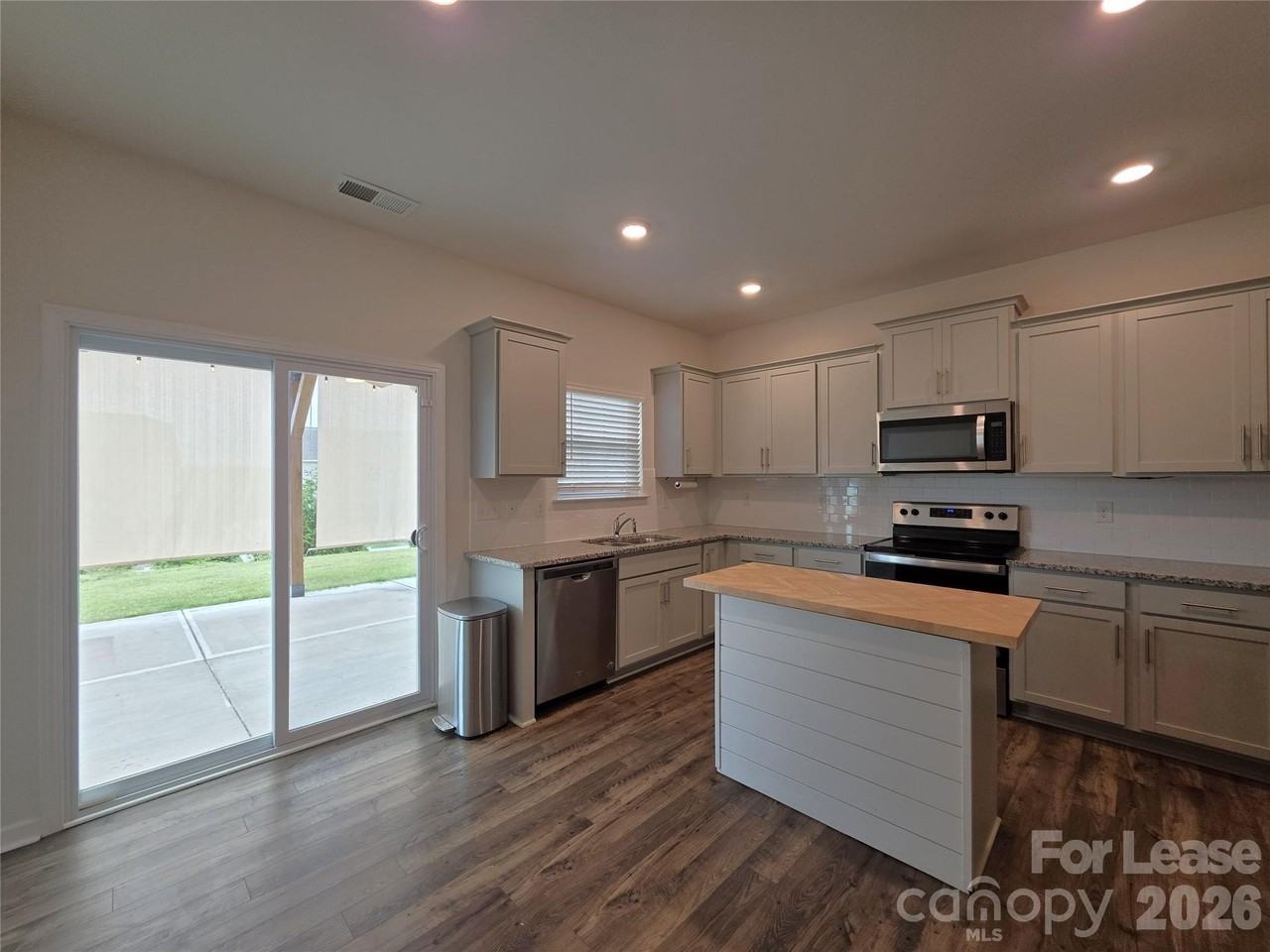 3290 Shining Rock St Sw - Photo 6 of 24