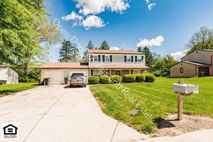 Fort Wayne Rising 5005/5007 Vermont Ln. - Photo 1 of 1