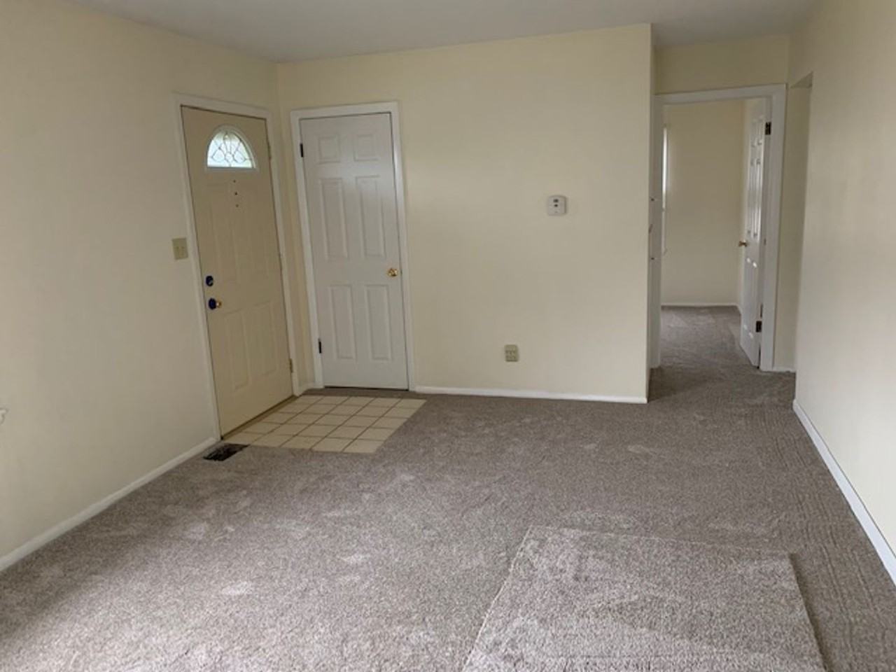 1334 N Linden St - Photo 2 of 9