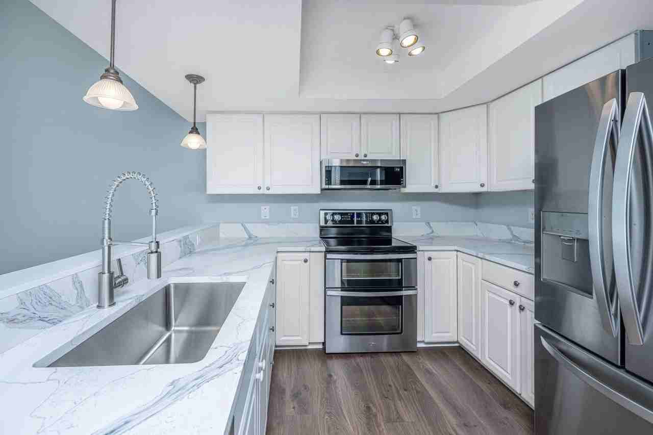 242 Little Oak Dr - Photo 7 of 37