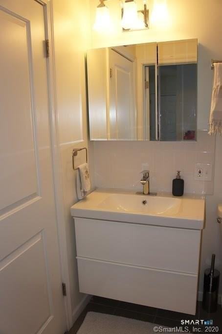 16 Manor St #B - Photo 7 of 18