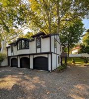 featured image of 14 Hillspoint Rd