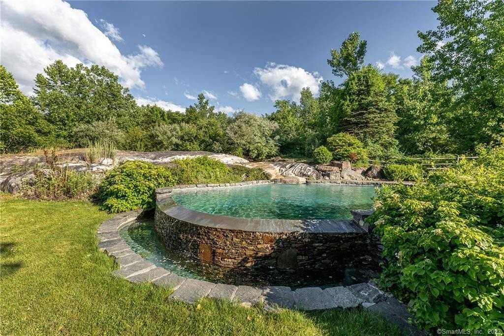 95 Long River Rd - Photo 3 of 22