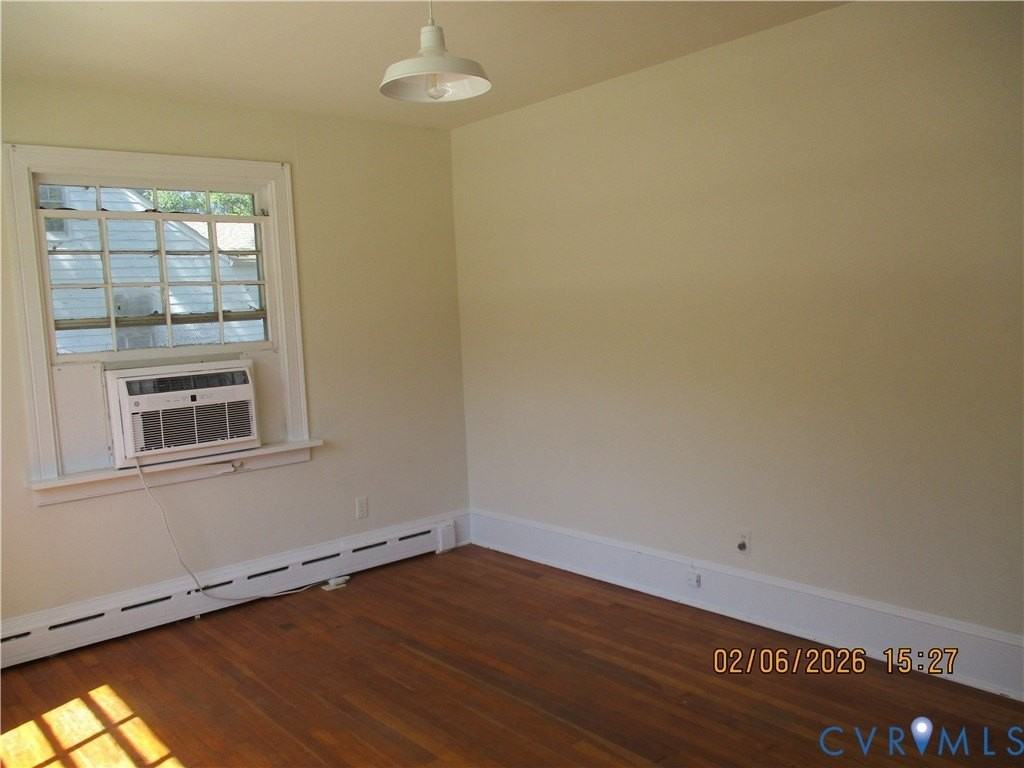 403 Maple St - Photo 6 of 14