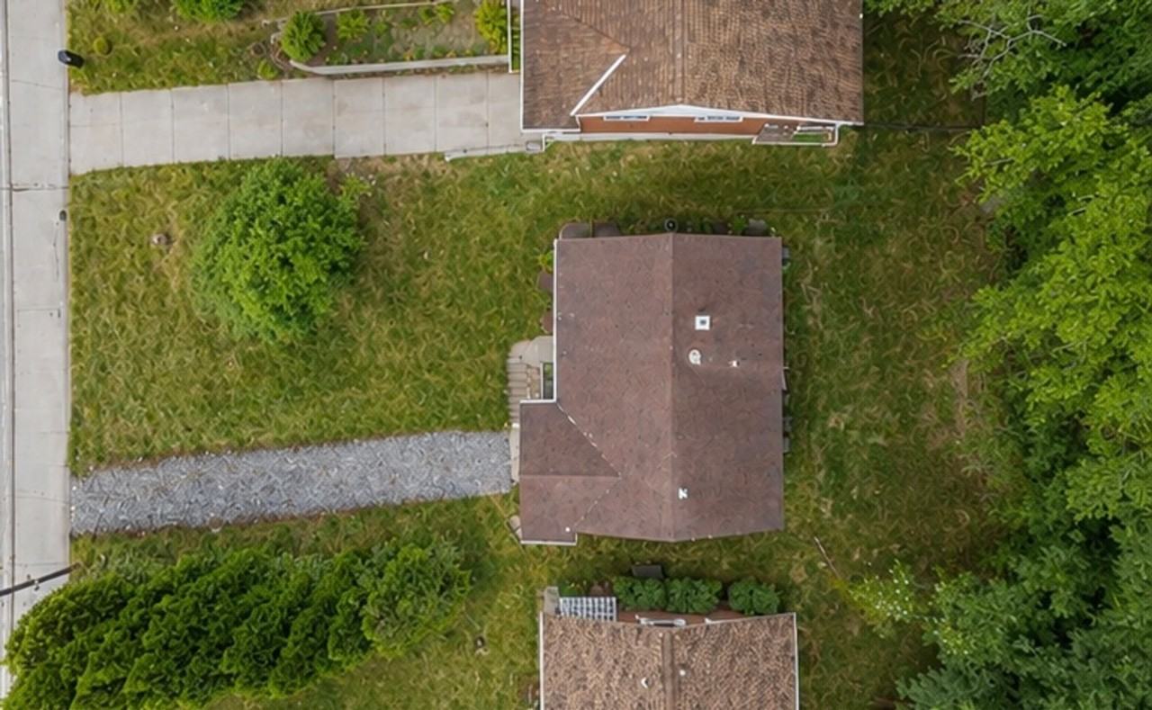 414 Elwood Dr - Photo 4 of 24