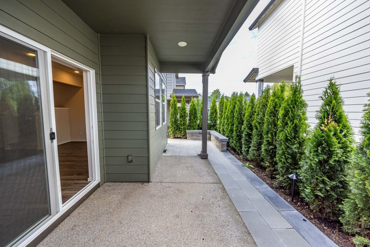 6313 Ne 61st Ave - Photo 3 of 19