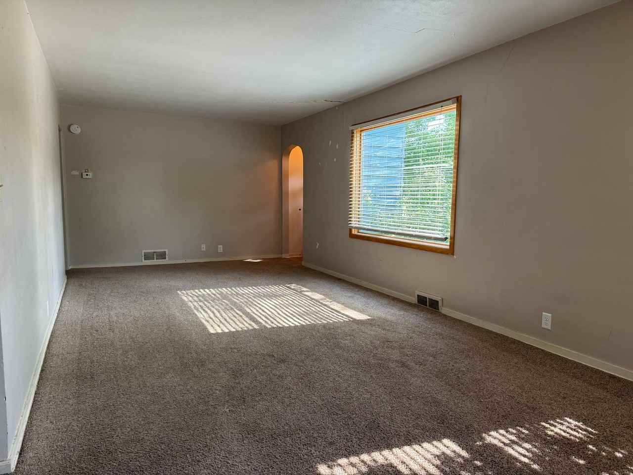 1426 11th St N - Photo 5 of 15