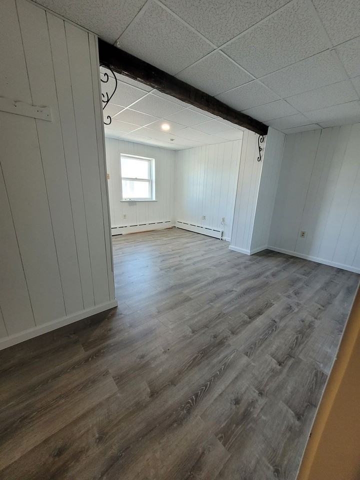 833 Mifflin St - Photo 4 of 11
