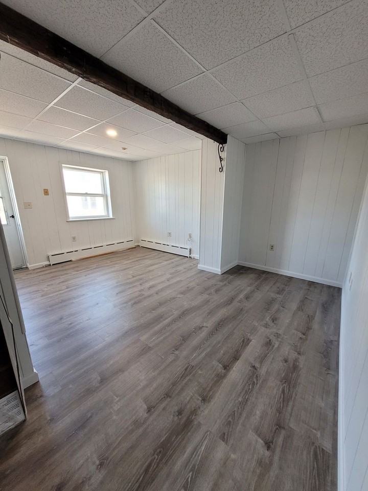 833 Mifflin St - Photo 7 of 11