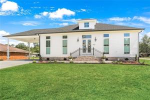 featured image of 1122 Maine Ave