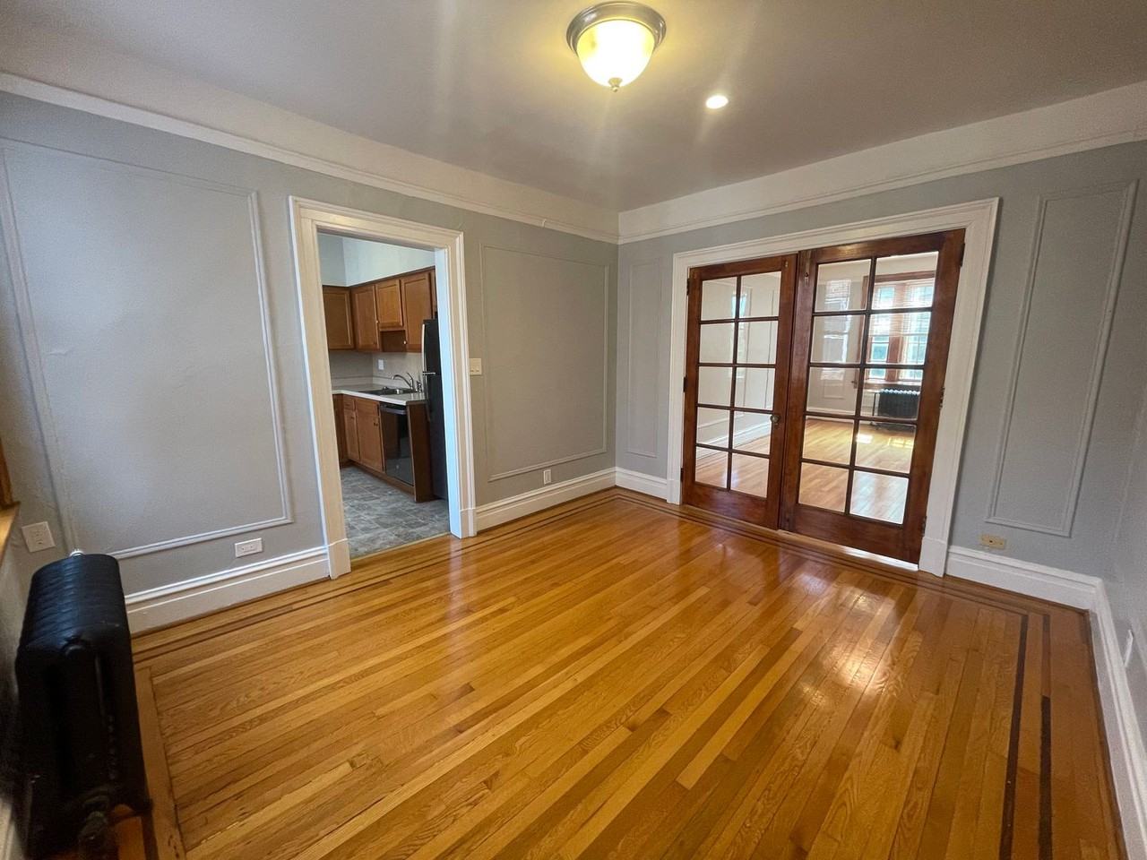 49 S Lake Ave #12 - Photo 6 of 15
