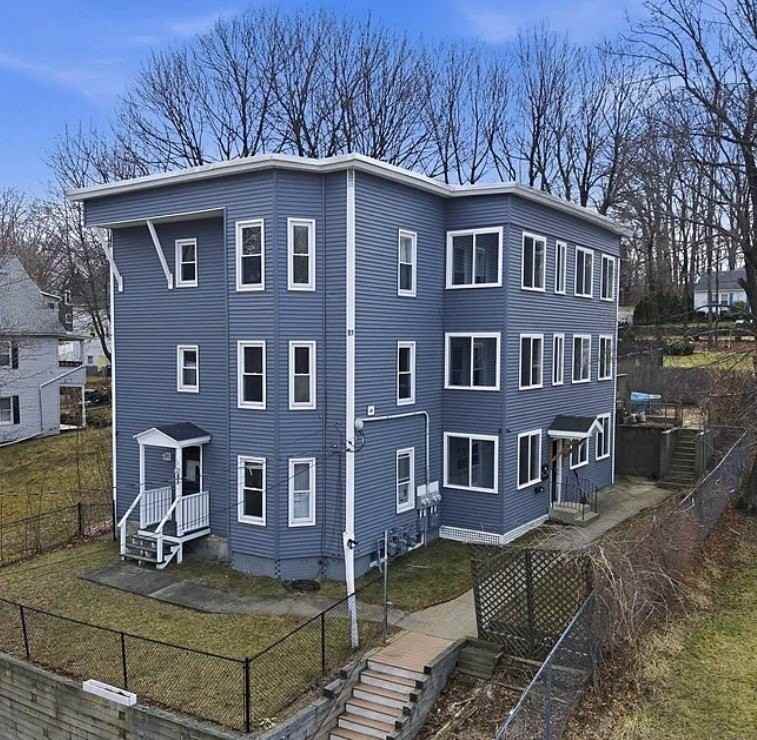 348 Fairmount St - Photo 5 of 5