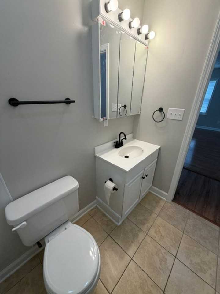 536 Linwood Ave - Photo 6 of 12