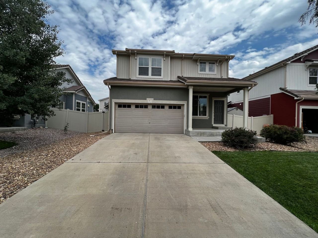 3913 Hunterwood Ln - Photo 2 of 27
