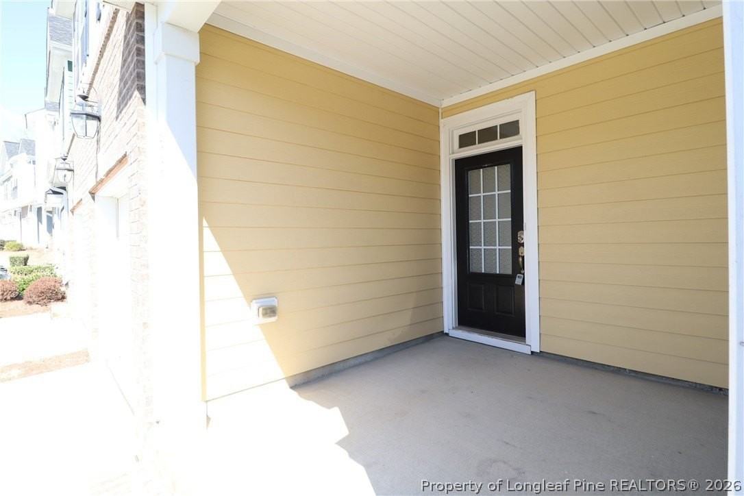 643 Briarcliff St - Photo 2 of 40