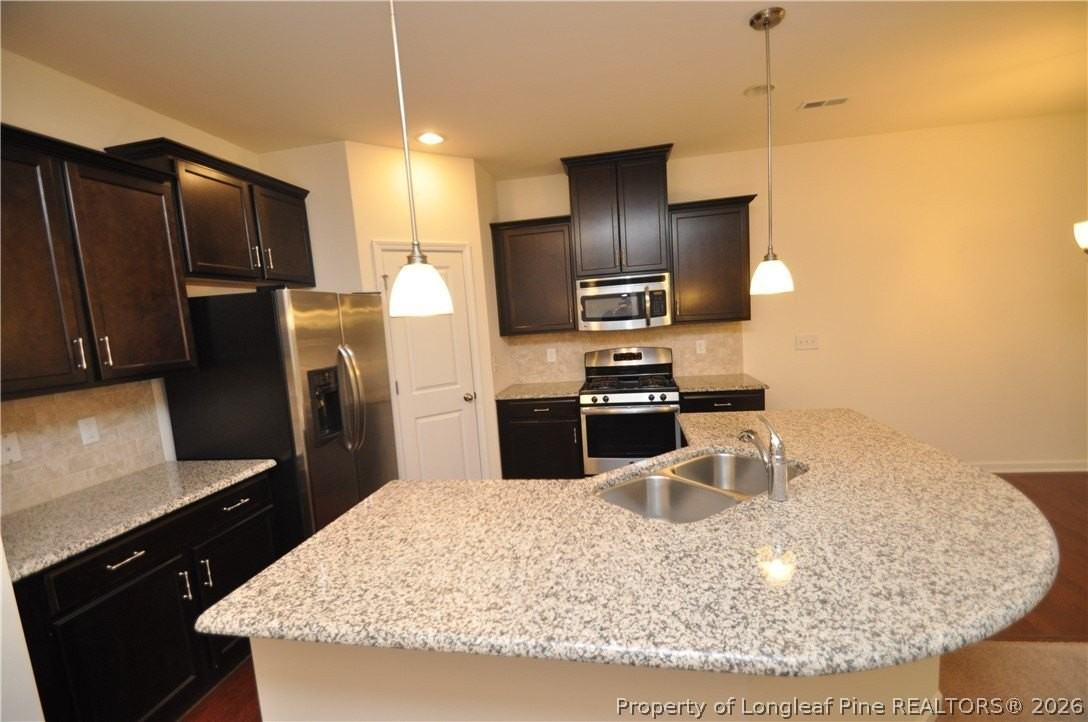 643 Briarcliff St - Photo 5 of 40