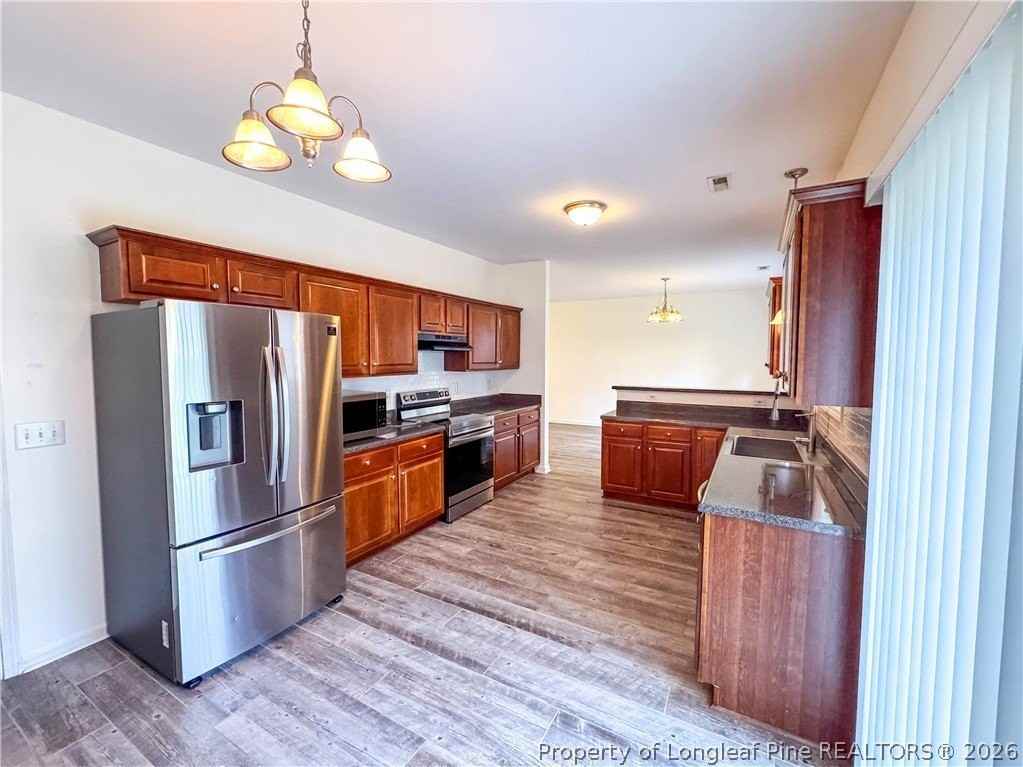 758 Blue Bird Dr - Photo 7 of 21